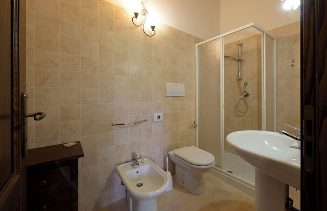 agriturismo Castel d'Alfiolo-Barcomonte - Photo 29