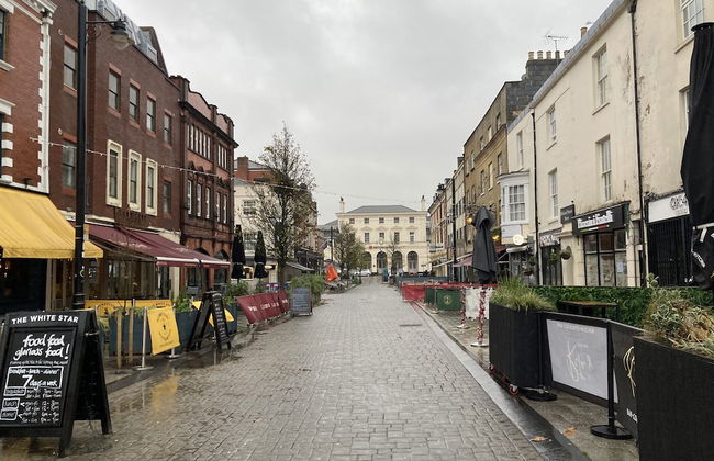 2 Bedroom Near Ocean Village Marina Port Apartment - Foto 14