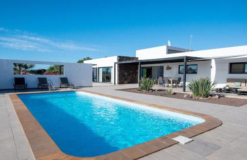 Heated & Shared Pool VILLA MATRIANA 36A, North Shore Villas - Foto 11