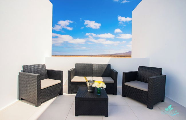 2-bed Villa in Playa Blanca By Retreat Villas - Foto 22