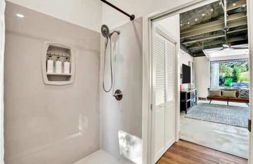 Flint Palestine Lakefront Retreat Firepit BBQ - Foto 33