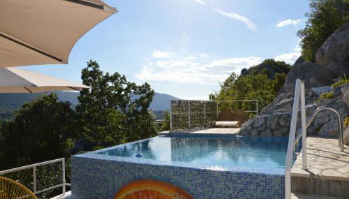 Stone House Marin - Photo 5