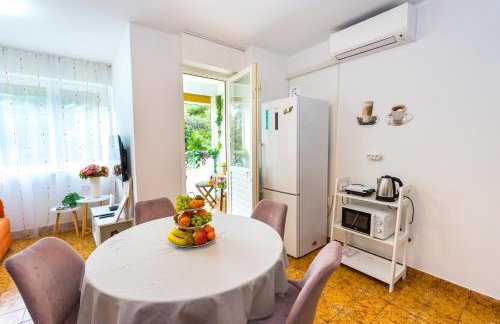 Cozy 2 Bedroom APT 15 Min Walk From Split Center and Beach - Foto 3