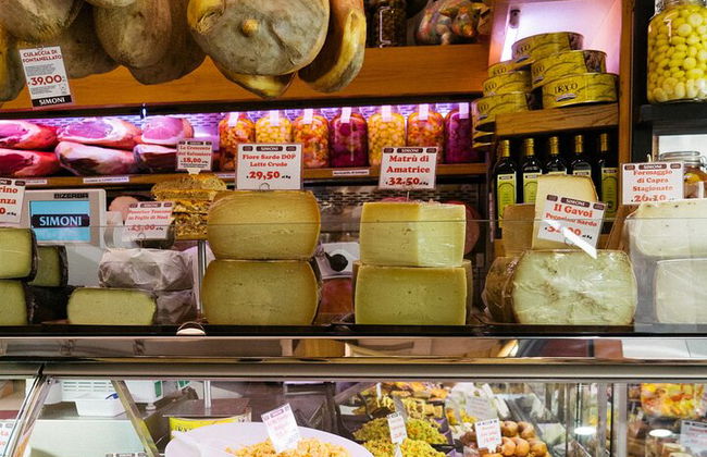 Recorrido gastronómico privado por Bolonia con guía local - Foto 3