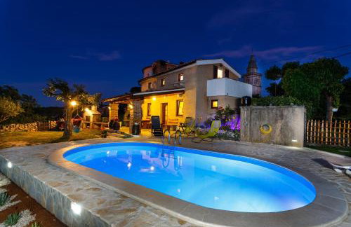 House Poljica with a pool - Foto 32