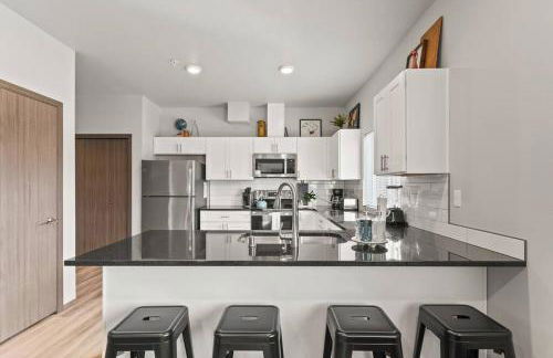 New 2 Bed 2 Bath Near Perry District and DT - Foto 17