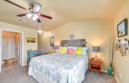 Bay View, Pool Access Romantic Galveston Retreat! - Foto 15