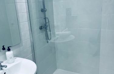 LUMINOSOS APARTAMENTOS POZUELO a 8 MINUTOS DE PALACIO REAL - Foto 5