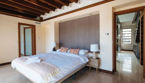 Rabadan Brand New Amazing House with Terrace Parking - Foto 4