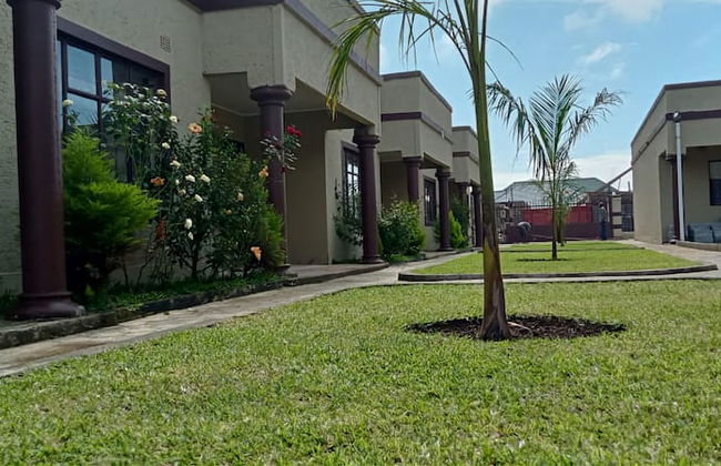 Fully Furnished Apartment With 3 Bedrooms in Chililabombwe - Foto 15