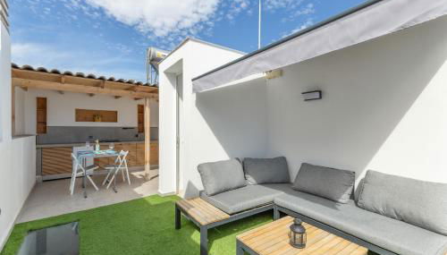Casa con terraza cerca del mar - Foto 1