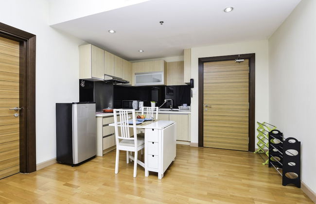 OYO Home 527 Lavish 2BR Dua Sentral - Foto 9