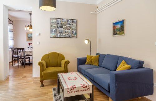 Apartment 7 - Photo 11