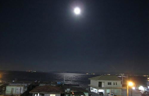 Apto na Praia João Rosa com vista Panorâmica para o Mar! 2 quartos, 2 camas de casal - Foto 27