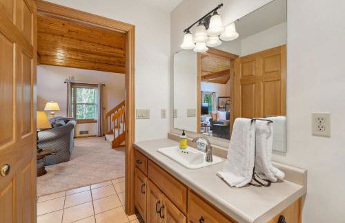 Top of the Hill Cabin by Simple Life Rental - Foto 19