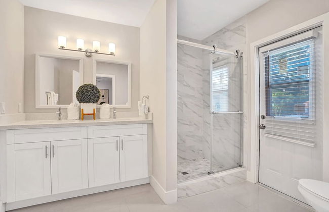 7 Br Home with Pool Gameroom & Soccer - Foto 65