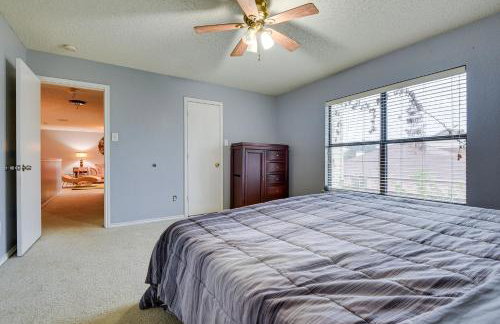 Family-Friendly Arlington Home with Private Yard! - Foto 27