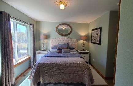 Mt Rainier Way Bedroom with Private Full Bath - Foto 8