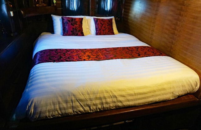 Komodo Pirate Boat - Phinisi Liveaboard - Foto 11