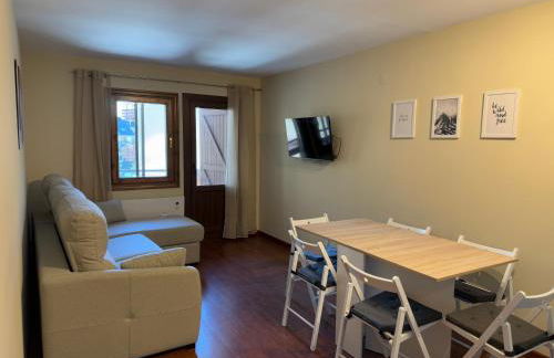 Céntrico apartamento con vistas en Formigal - Entrada 24h sin llaves - Foto 4