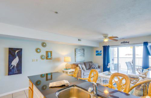 Waterfront Middle Bass Condo with Pool Access! - Foto 11