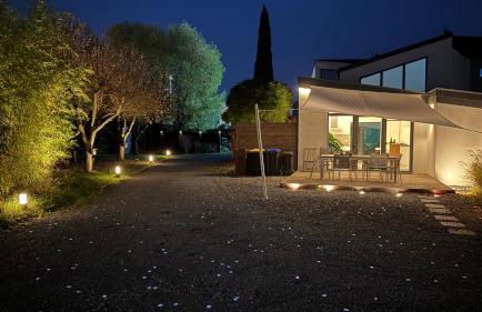 Exklusives Architektenhaus, Pool und Privateinfahrt - Foto 17