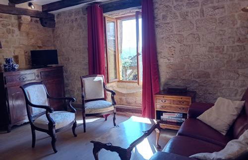 Maison de la Ruelle au cœur de la Bastide de Domme avec cour terrasse - Foto 13