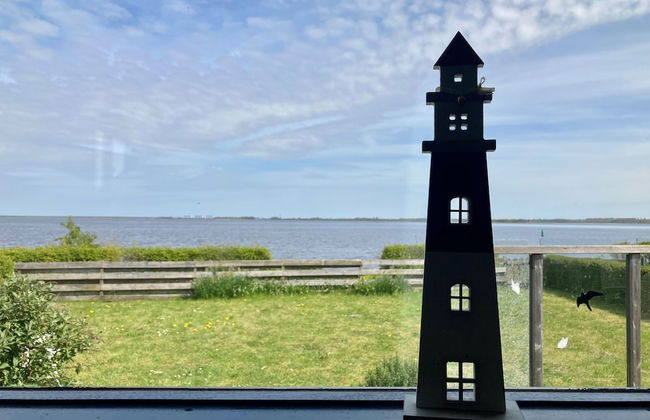 6 Pers Holiday Home Aurora With Directly on the Lauwersmeer - Foto 1