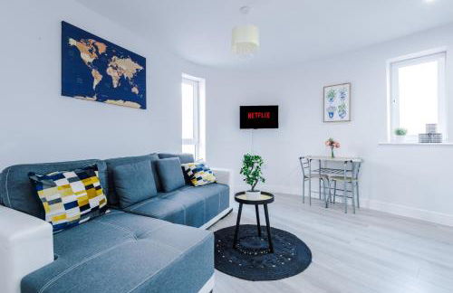 1BR & 2BR Apt -for CONTRACTORS- free PARKING close to EVERTON & ANFIELD stadium, Liverpool City Centre managed by Chique Properties Ltd - Foto 41