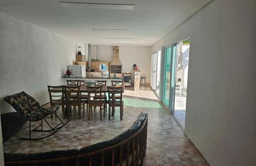 Linda casa em Guaiúba, Guarujá, 2 suites e piscina - Foto 8