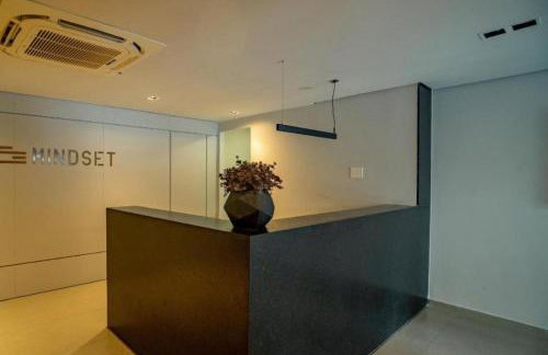 Apartamento 2 quartos, luxuosos com piscina na cobertura e 2 min da praia de Manaira - Foto 42