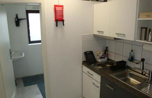 Cenet 1 Zimmer Apartment - Foto 9