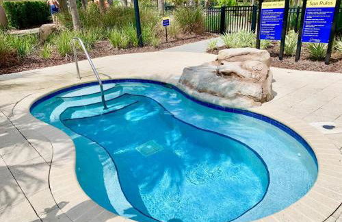 Luxury 5Bd w Jacuzzi Pool Near Disney 5528 - Foto 128