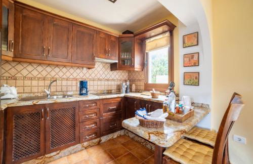 Villa in Tenerife with Pool and Sea Views - Foto 17