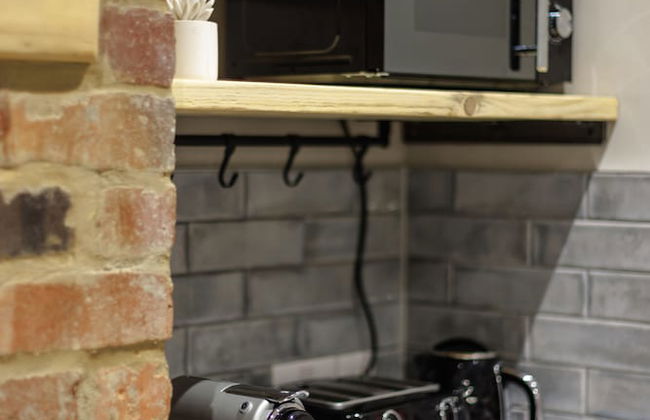 Beautiful 3 Bed House - Habita Property - Photo 17