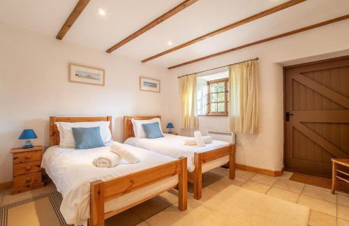 Church Close Cottage - Photo 13