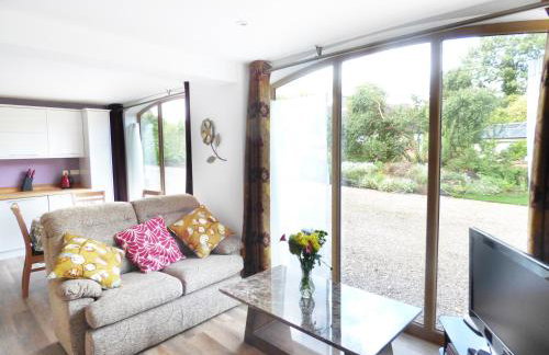 Woodland Cottage - Photo 3