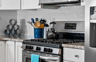 The Heart of TC 2BDR Ground Floor Condo in Downtown TC 2846 - Foto 16