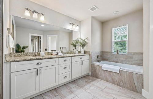 Near Med Center NRG Balcony Yard Desk WiFi Games - Foto 23