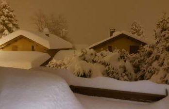 Résidence Campredon - Décoration typique - 25m2 de Terrasse aménagée plein sud avec vue panoramique - Internet - Jardin - Parking - Navette - Linge et Ménage en options payantes - Foto 1