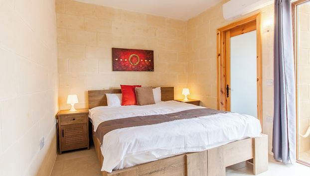 Nadurin, Gozitan Villa 7 Bedr. & 2 Pools - Foto 2, Zimmer