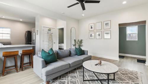 StayAE Downtown - 1BR Apartment, Second Floor - Foto 2