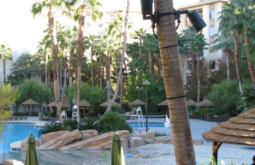 Suites at Tahiti Village Resort and Spa-No Resort Fee - Foto 28