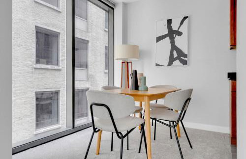 Loop 1BR w Pool Gym Lounge nr Riverwalk CHI-632 - Photo 5