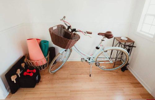 Huge Beach Bungalow- Yard, Beach Pass, King Beds - Foto 19