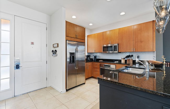 Private Hot Tub 3-bedroom 8 Miles From Disney - Photo 63