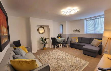 St Michaels Town House - Elegant and Large Holiday Home in the Heart of Gloucester - Foto 26