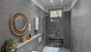 cosy 2 bedroom apartment 75m2 - Foto 3, Shower