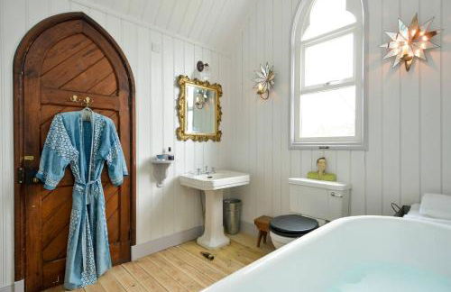 The Tabernacle, Design-led Converted Chapel with Hot Tub, Highland Perthshire - Foto 20