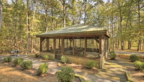 Couples Cabin - 5 Mi to DT Berkeley Springs! - Foto 3